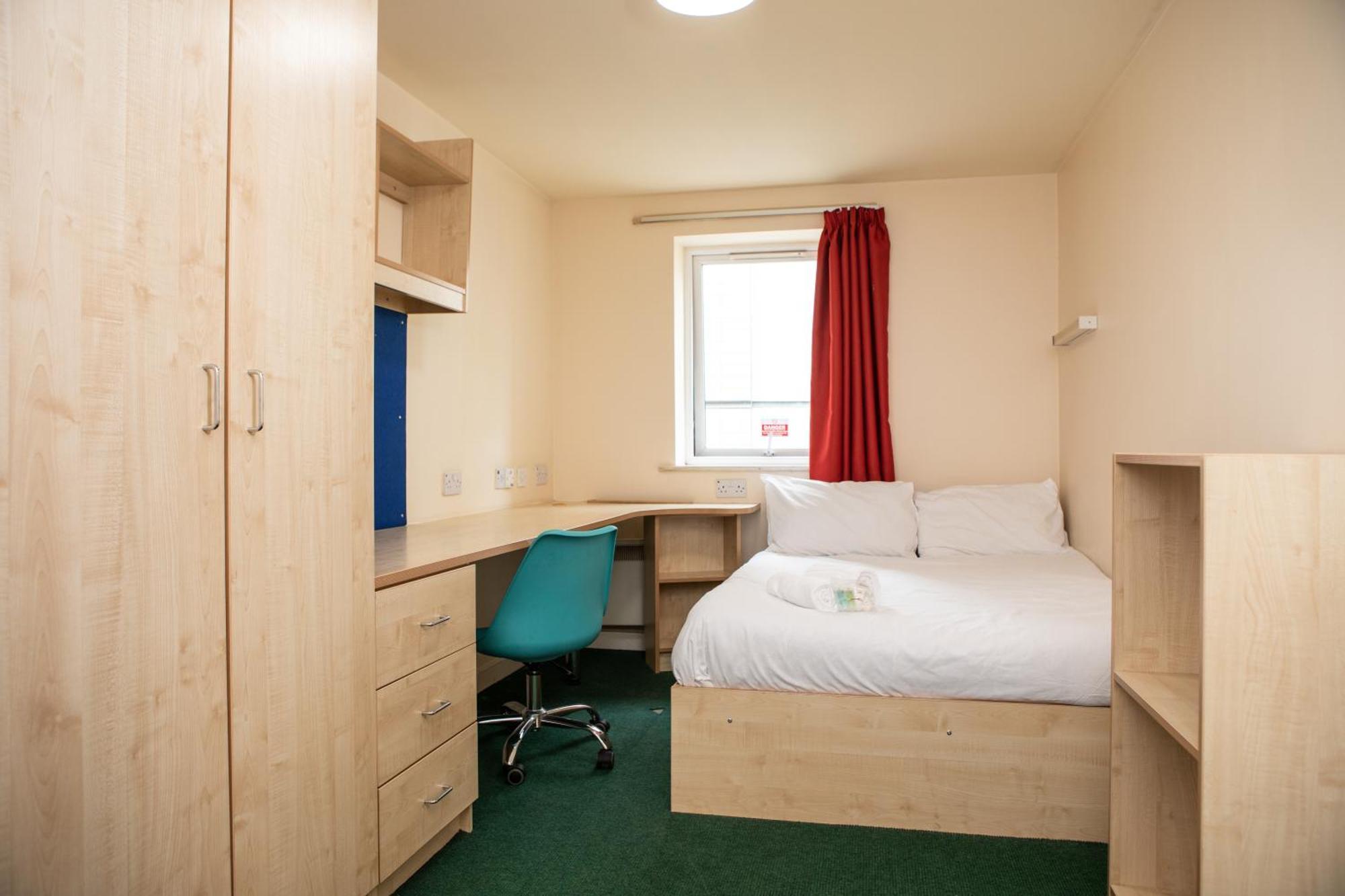 Albert Court Liverpool Exterior photo