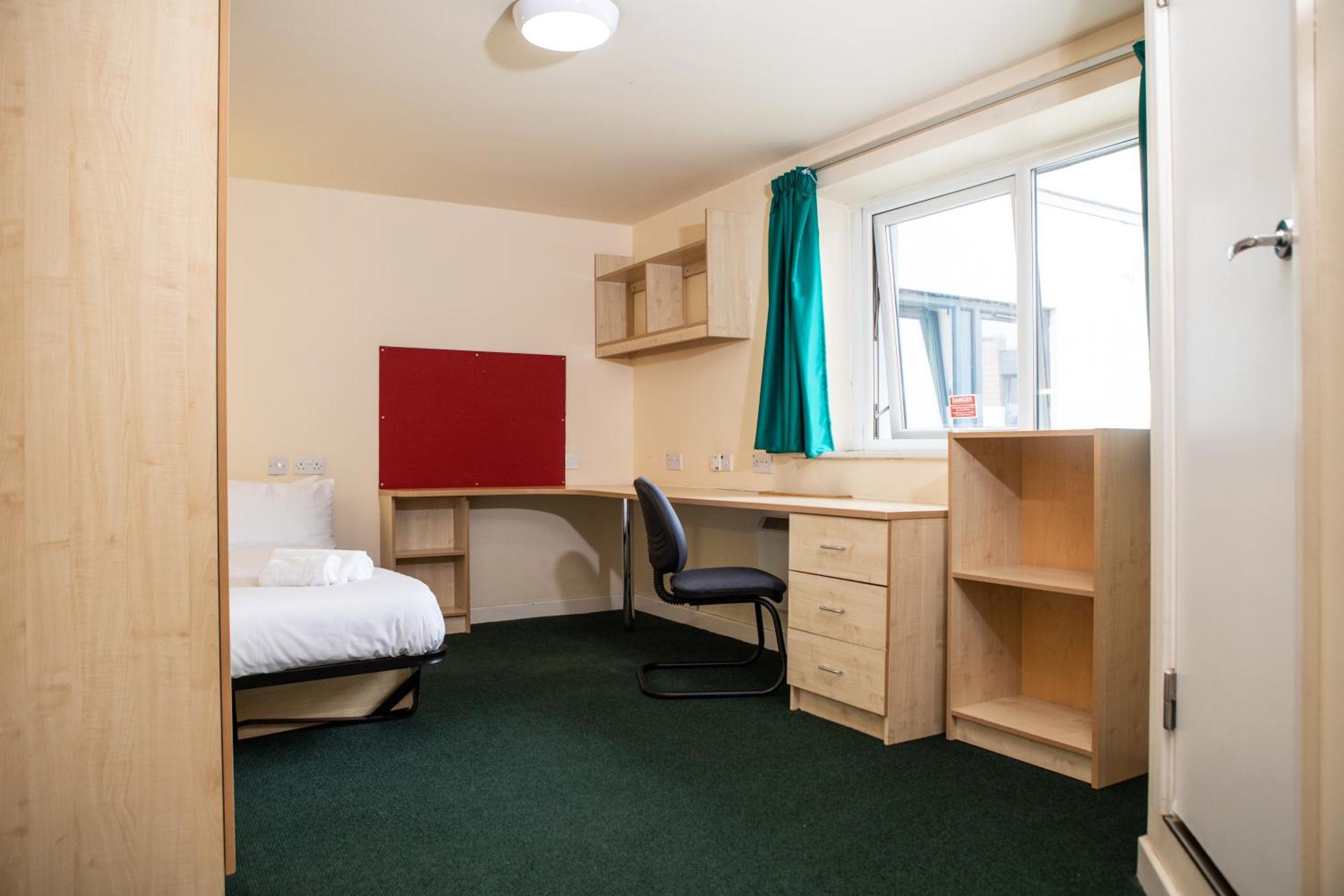 Albert Court Liverpool Exterior photo
