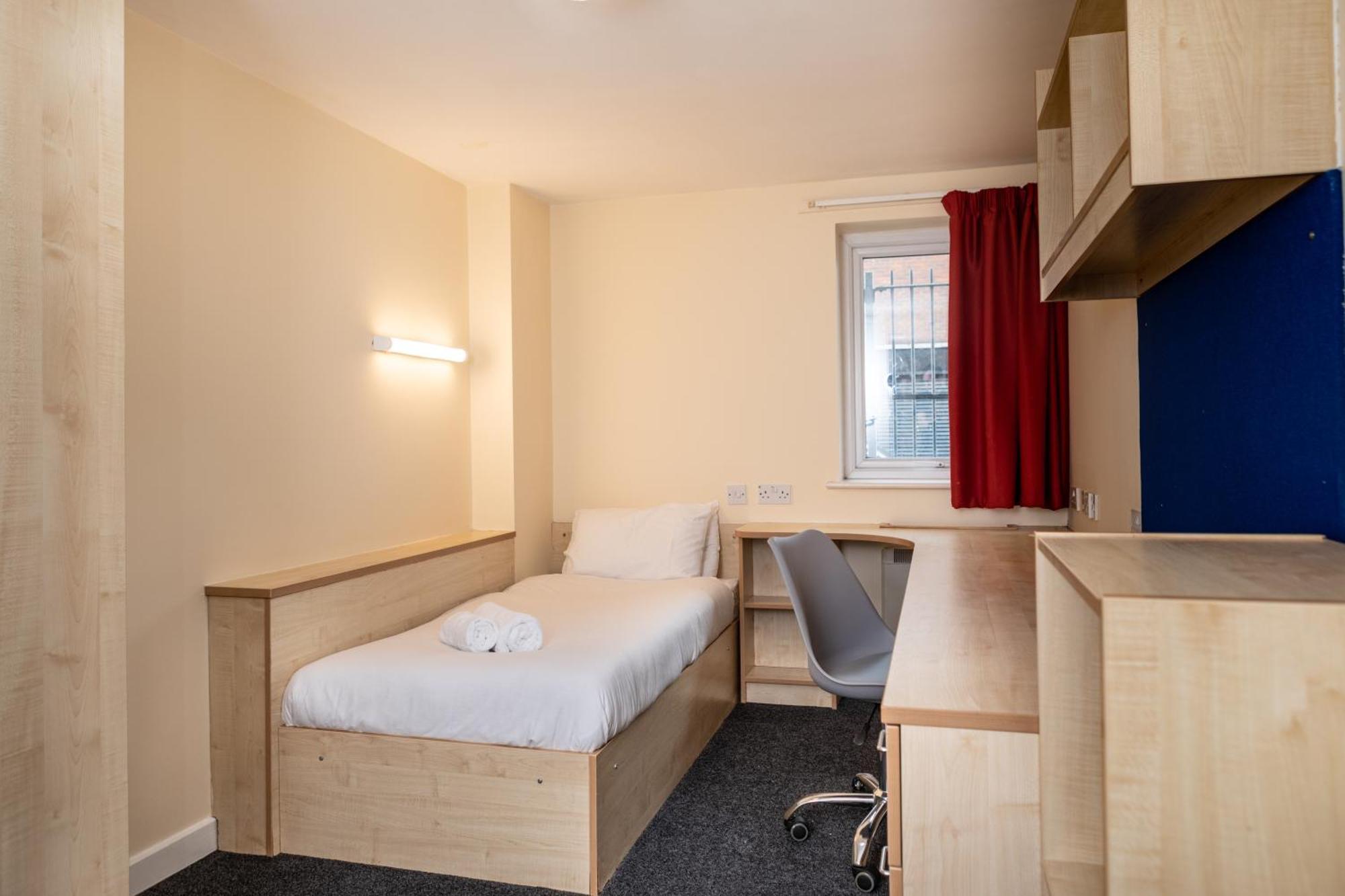 Albert Court Liverpool Exterior photo